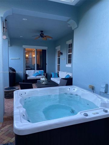 184 W Bay Cedar Cir, Jupiter, FL 33458