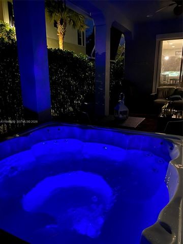 184 W Bay Cedar Cir, Jupiter, FL 33458