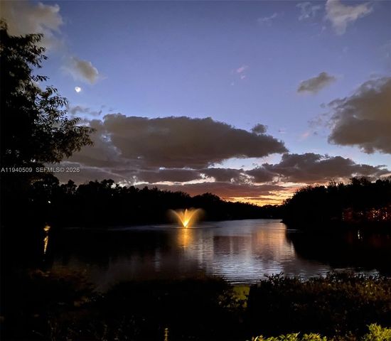 184 W Bay Cedar Cir, Jupiter, FL 33458