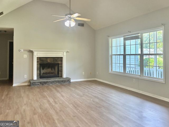 180 Hidden Brook Trail, Newnan, GA 30265