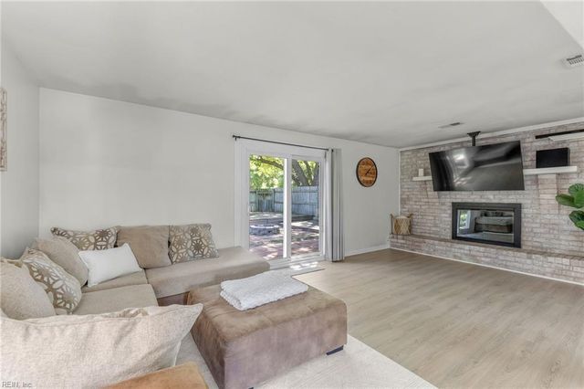 2893 Dante PL, Virginia Beach, VA 23453