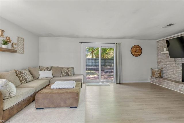 2893 Dante PL, Virginia Beach, VA 23453