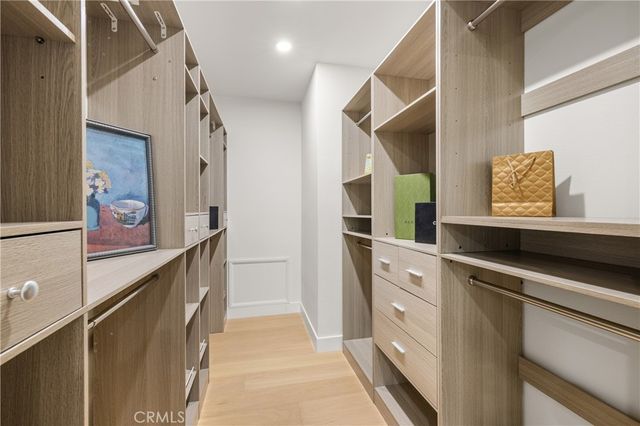 5340 Edgeware Drive, Calabasas, CA 91301