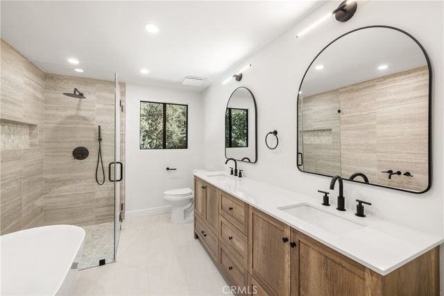 5340 Edgeware Drive, Calabasas, CA 91301