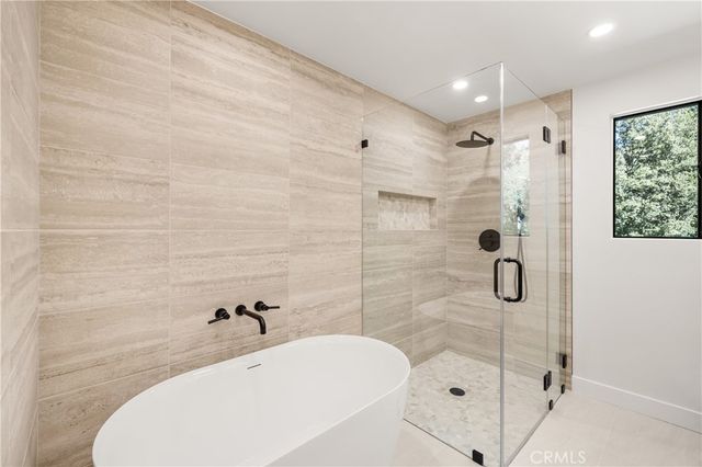 5340 Edgeware Drive, Calabasas, CA 91301