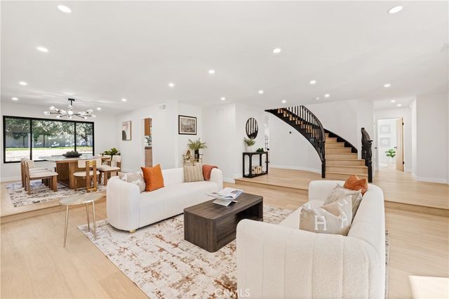 5340 Edgeware Drive, Calabasas, CA 91301