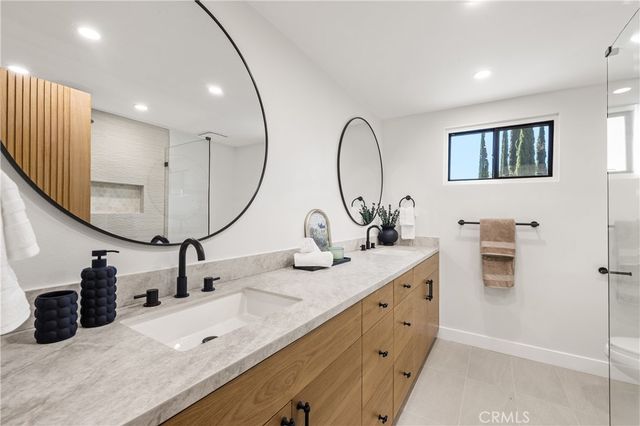 5340 Edgeware Drive, Calabasas, CA 91301