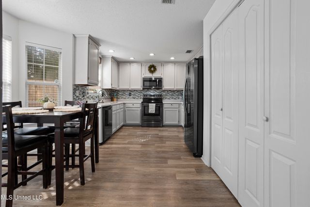 16259 Greenglade Drive, Gulfport, MS 39503