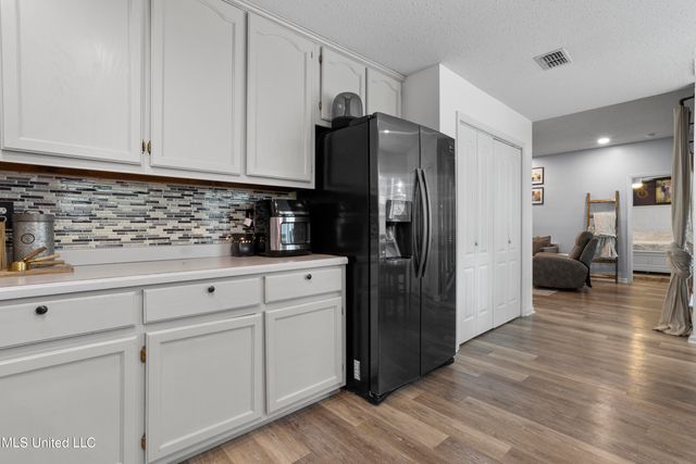 16259 Greenglade Drive, Gulfport, MS 39503