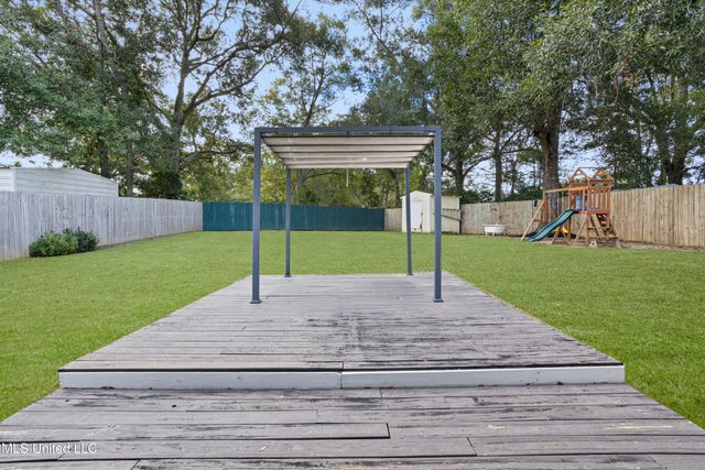 16259 Greenglade Drive, Gulfport, MS 39503