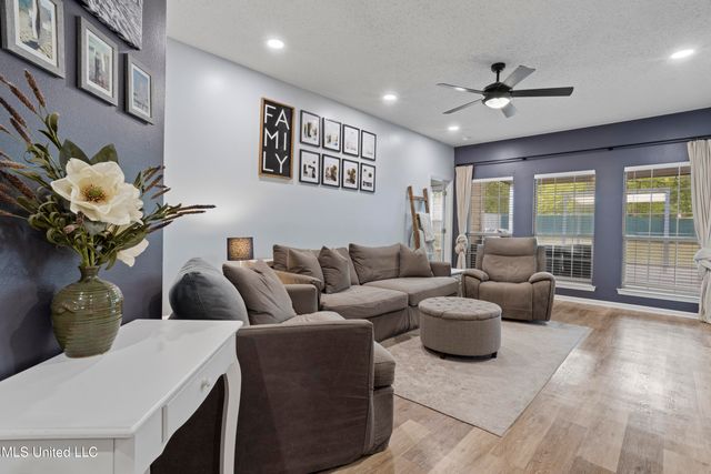 16259 Greenglade Drive, Gulfport, MS 39503
