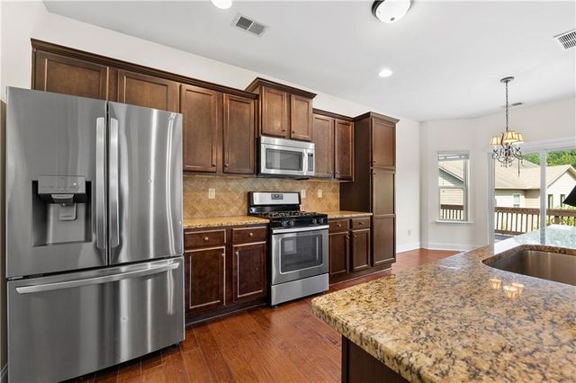 1490 Primrose Park Road, Sugar Hill, GA 30518