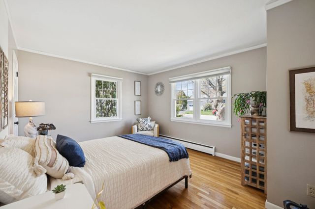 1 Appledore Avenue, Exeter, NH 03833