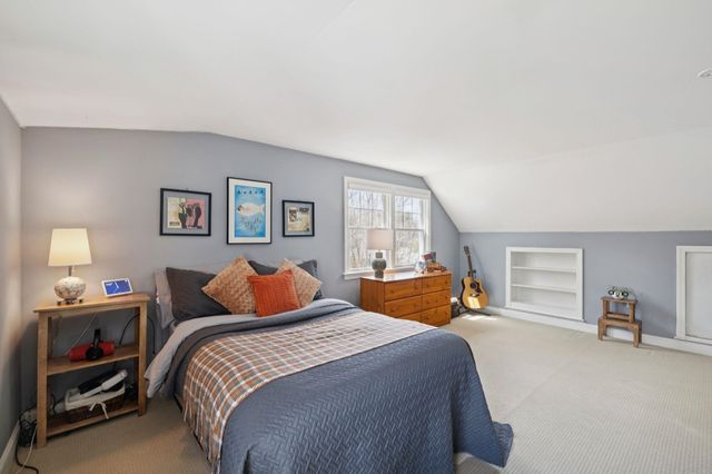 1 Appledore Avenue, Exeter, NH 03833
