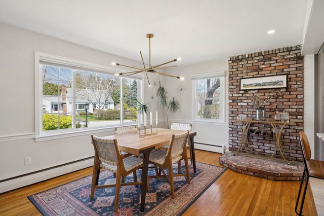 1 Appledore Avenue, Exeter, NH 03833