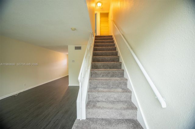 4803 NW 9th Dr 4803, Plantation, FL 33317