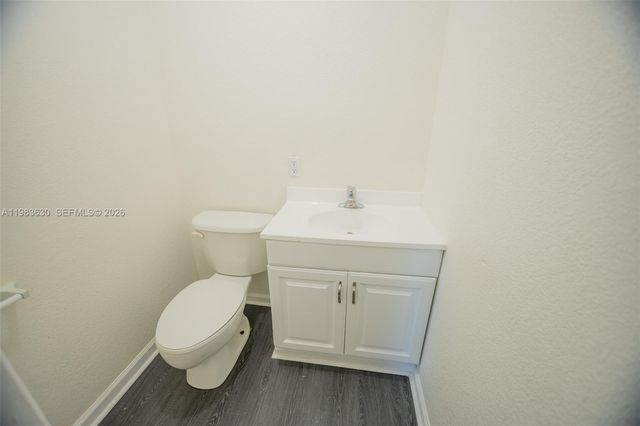 4803 NW 9th Dr 4803, Plantation, FL 33317