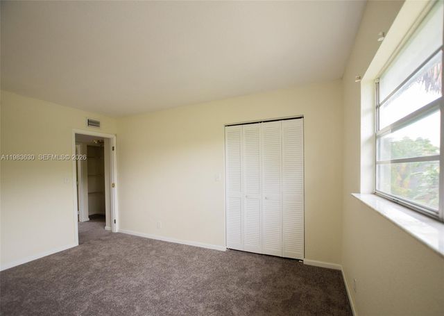 4803 NW 9th Dr 4803, Plantation, FL 33317