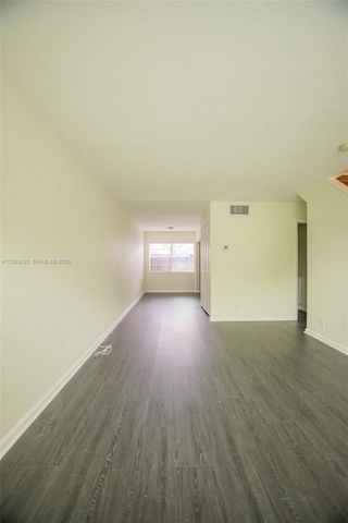 4803 NW 9th Dr 4803, Plantation, FL 33317