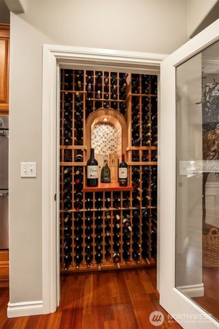12033 NE 70th Street, Kirkland, WA 98033