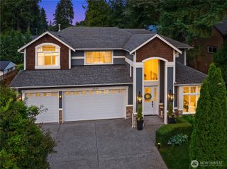 12033 NE 70th Street, Kirkland, WA 98033
