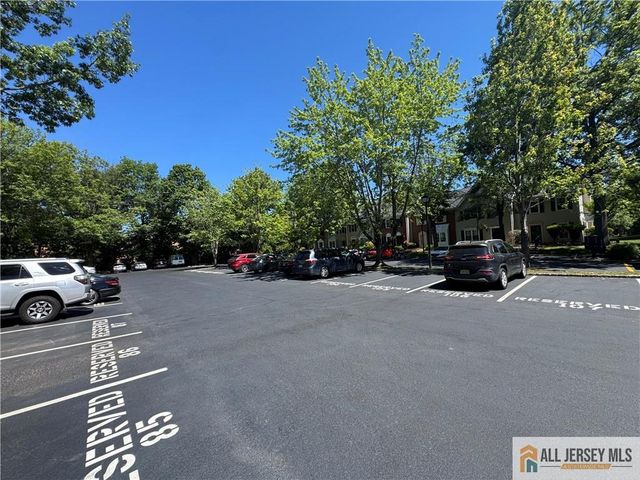 7 Sheffield Court, North Brunswick, NJ 08902