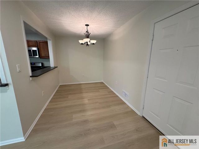 7 Sheffield Court, North Brunswick, NJ 08902