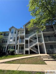 7 Sheffield Court, North Brunswick, NJ 08902