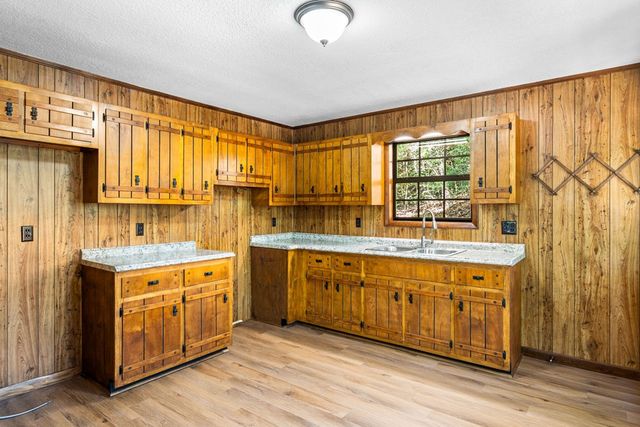 33 Hundred Acre Woods, Murphy, NC 28906