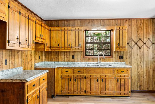 33 Hundred Acre Woods, Murphy, NC 28906