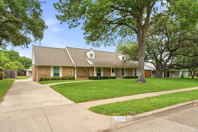 1216 Cherokee Drive, Richardson, TX 75080