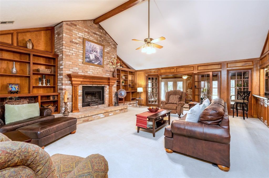 18926 Wildrose Lane, Tomball, TX 77377