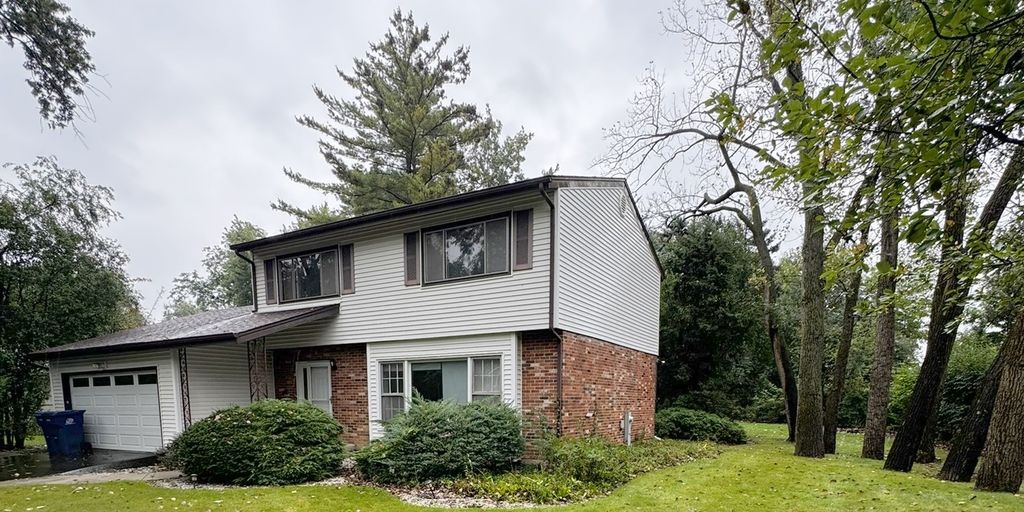 1935 Birch Road, Northbrook, IL 60062