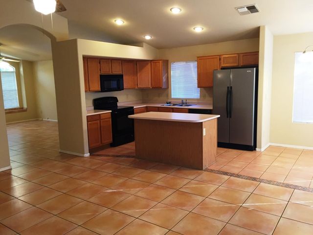 741 W Hackamore Street, Gilbert, AZ 85233