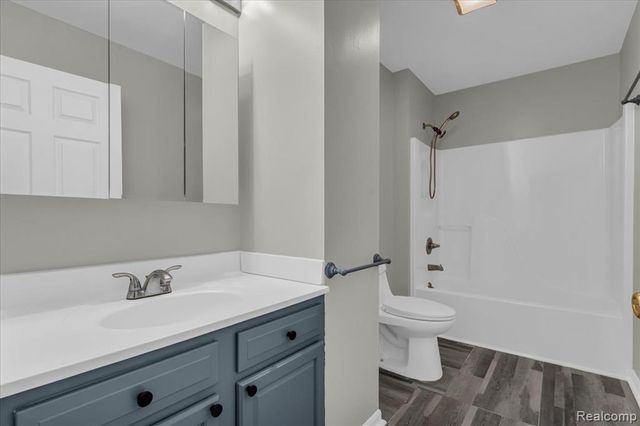 1719 Ferris Avenue, Lincoln Park, MI 48146