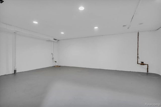 1719 Ferris Avenue, Lincoln Park, MI 48146