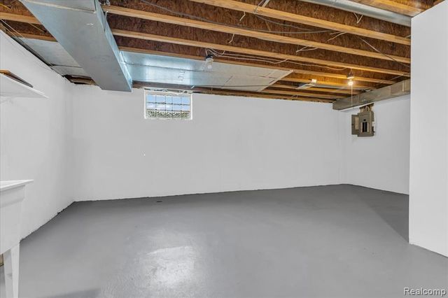 1719 Ferris Avenue, Lincoln Park, MI 48146