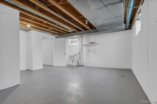 1719 Ferris Avenue, Lincoln Park, MI 48146