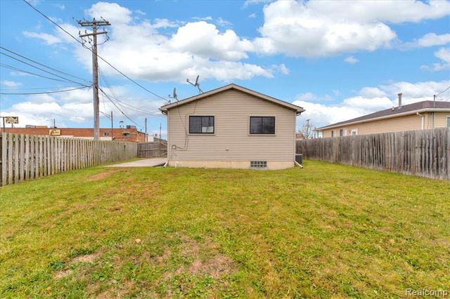 1719 Ferris Avenue, Lincoln Park, MI 48146