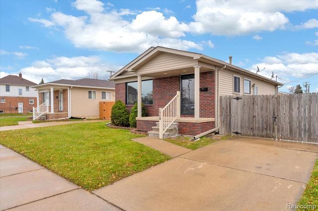 1719 Ferris Avenue, Lincoln Park, MI 48146