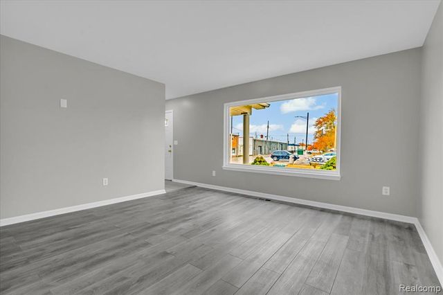 1719 Ferris Avenue, Lincoln Park, MI 48146