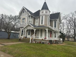 1105 17th Street, Columbus, IN 47201