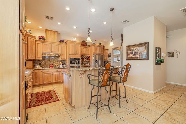 39748 Golfers Drive, Palmdale, CA 93551