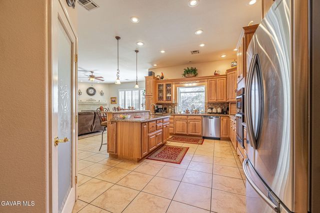 39748 Golfers Drive, Palmdale, CA 93551