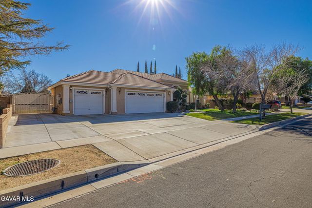 39748 Golfers Drive, Palmdale, CA 93551
