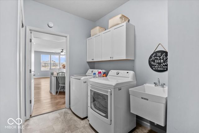 15977 Bugle Ridge Drive, Noblesville, IN 46060