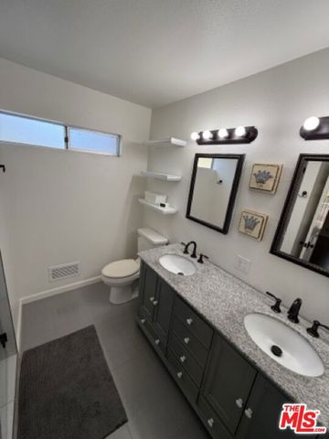 729 Kenmore Circle, Newbury Park (thousand Oaks), CA 91320