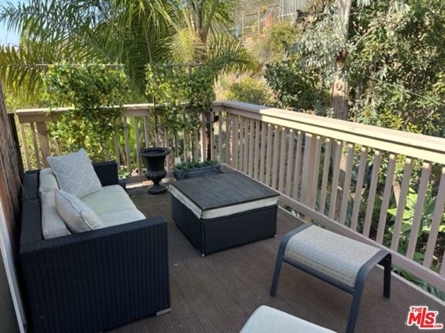 729 Kenmore Circle, Newbury Park (thousand Oaks), CA 91320