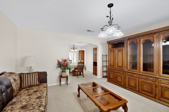 8832 Templeton Avenue SW, Albuquerque, NM 87121