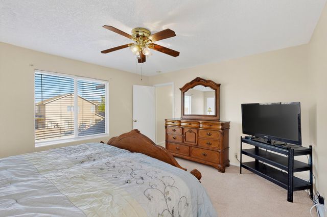 8832 Templeton Avenue SW, Albuquerque, NM 87121